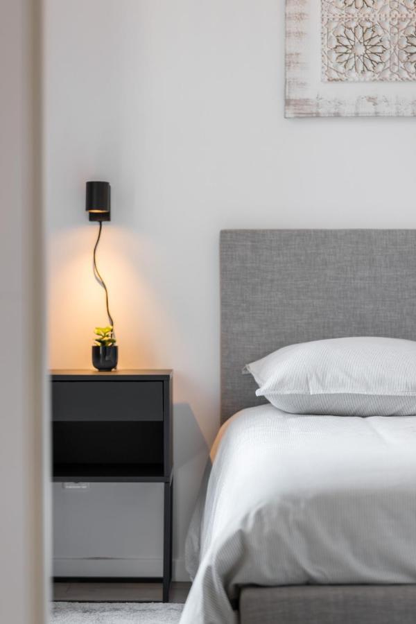3 Fodere - Magnifique 2 Pieces - Quartier Du Port - Dernier Etage Apartment Nice Ngoại thất bức ảnh